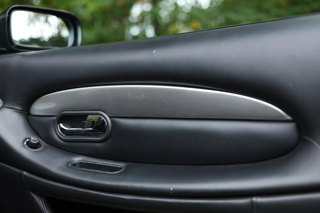 2002 Aston Martin DB7 Vantage - Image 21 of 30