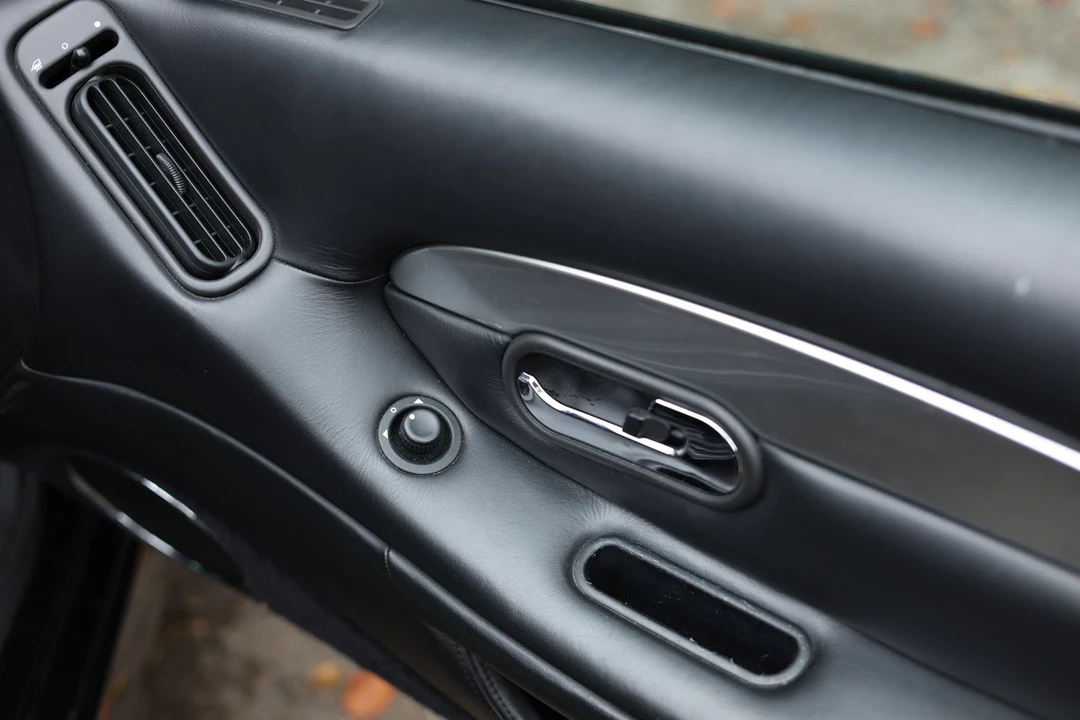 2002 Aston Martin DB7 Vantage - Image 20 of 30