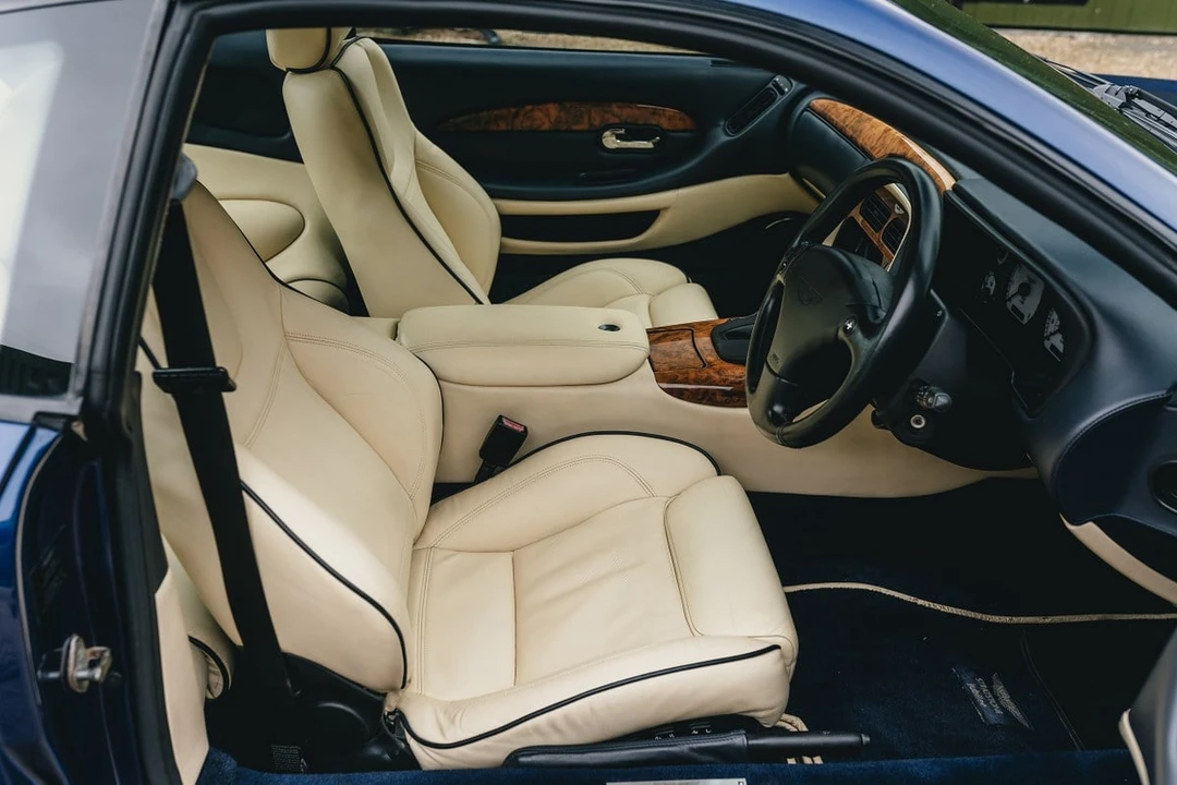 2002 Aston Martin DB7 Vantage - Image 27 of 30