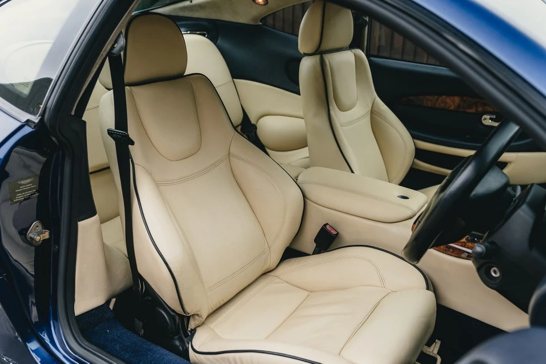 2002 Aston Martin DB7 Vantage - Image 29 of 30