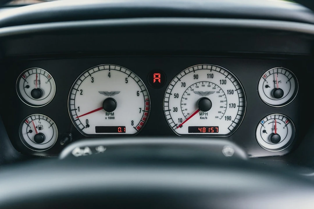 2002 Aston Martin DB7 Vantage - Image 25 of 30
