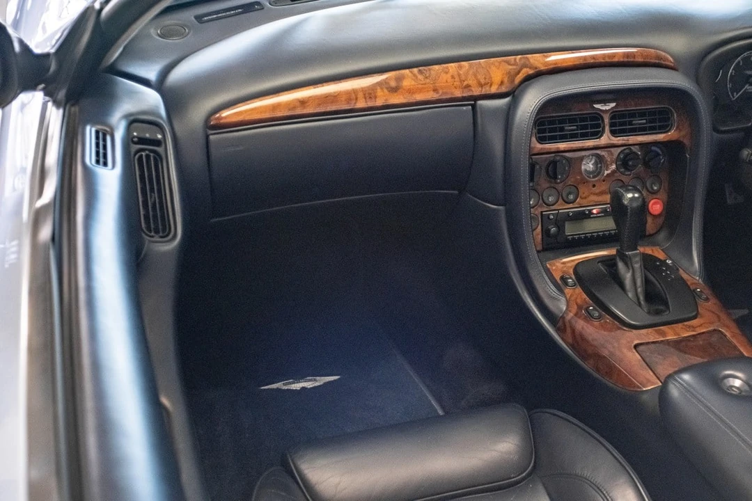 2002 Aston Martin DB7 Vantage - Image 29 of 30