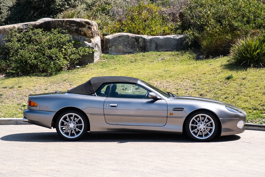 2002 Aston Martin DB7 Vantage - Image 9 of 31