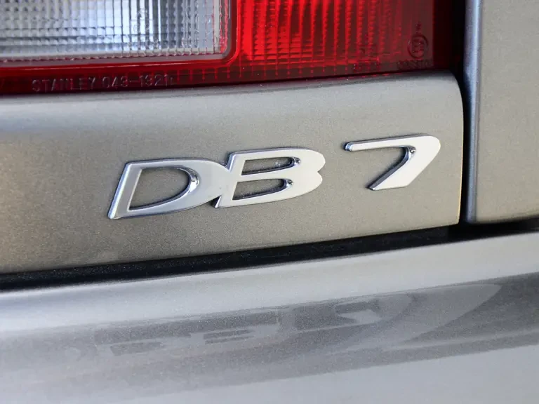 2002 Aston Martin DB7 Vantage - Image 8 of 16