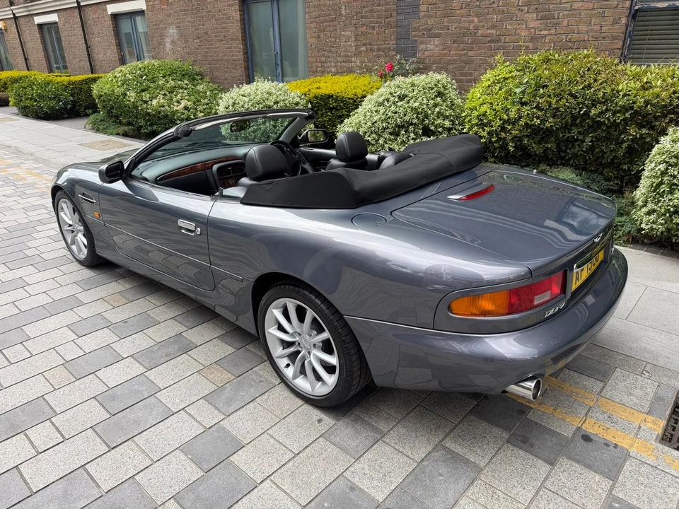 2002 Aston Martin DB7 Vantage - Image 11 of 31