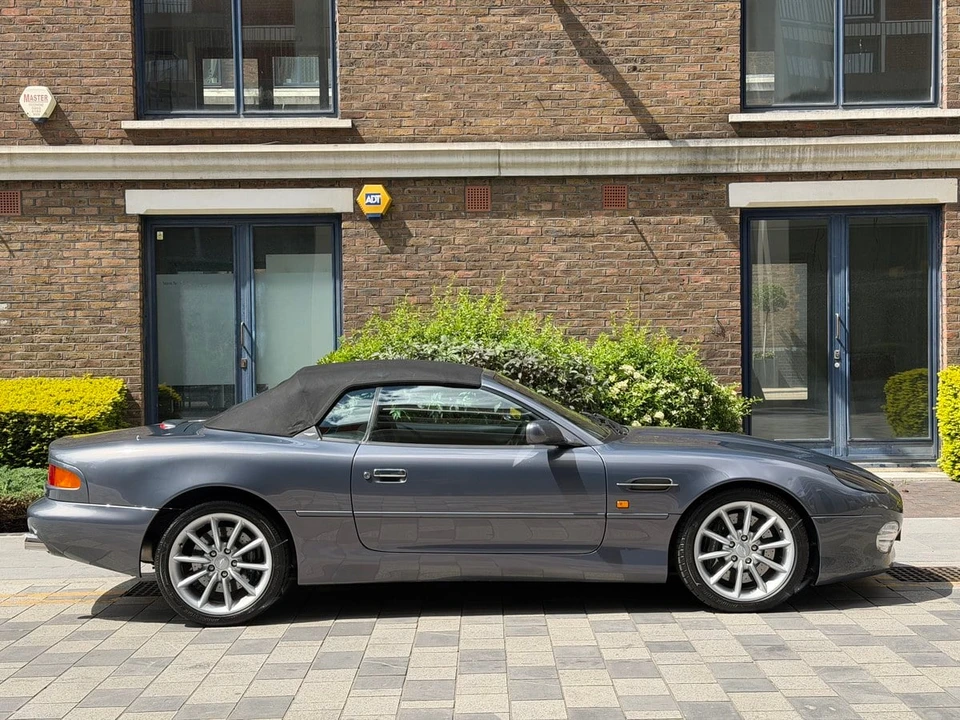 2002 Aston Martin DB7 Vantage - Image 14 of 31