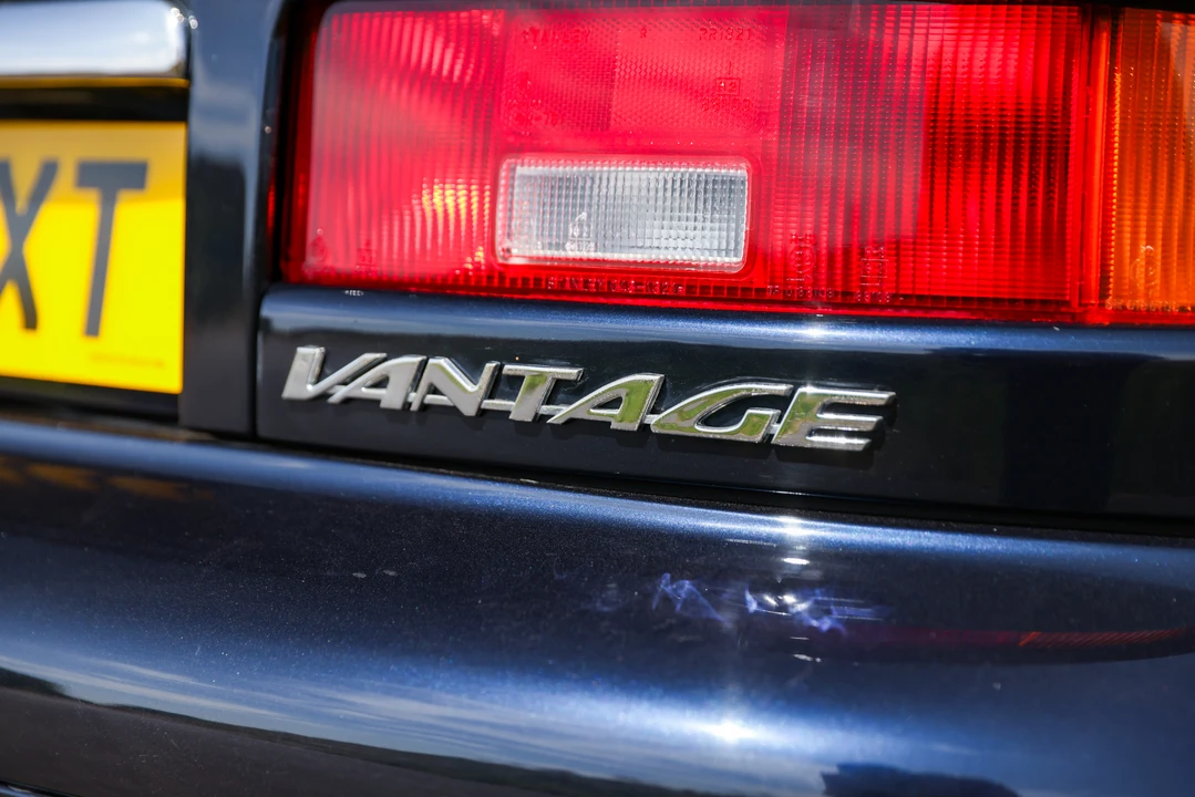 2002 Aston Martin DB7 Vantage - Image 11 of 31