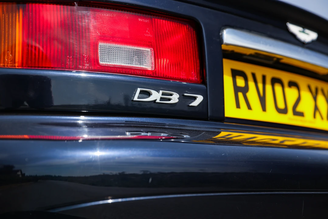 2002 Aston Martin DB7 Vantage - Image 13 of 31