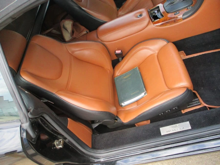 2002 Aston Martin DB7 Vantage - Image 17 of 24