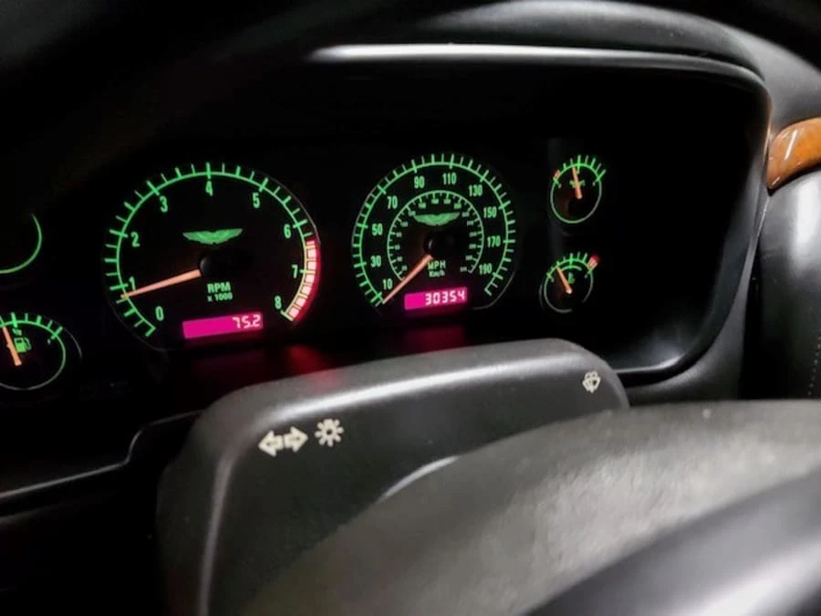 2002 Aston Martin DB7 Vantage - Image 10 of 24