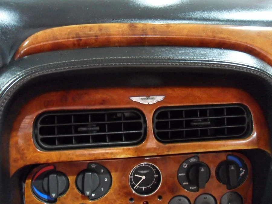 2002 Aston Martin DB7 Vantage - Image 12 of 24