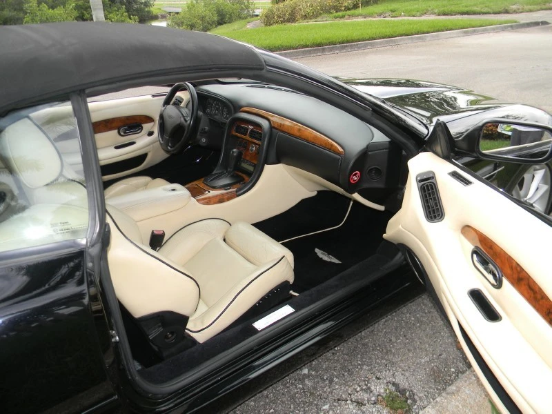 2002 Aston Martin DB7 Vantage - Image 25 of 31