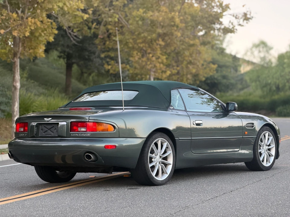 2002 Aston Martin DB7 Vantage - Image 23 of 31