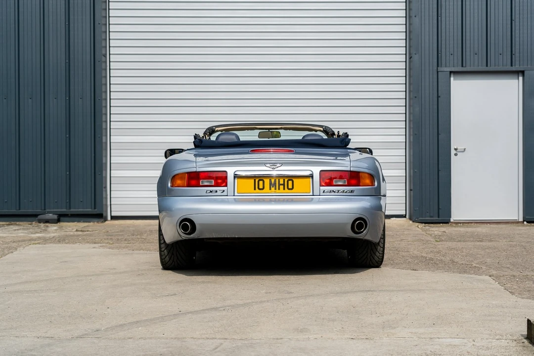 2002 Aston Martin DB7 Vantage - Image 11 of 30