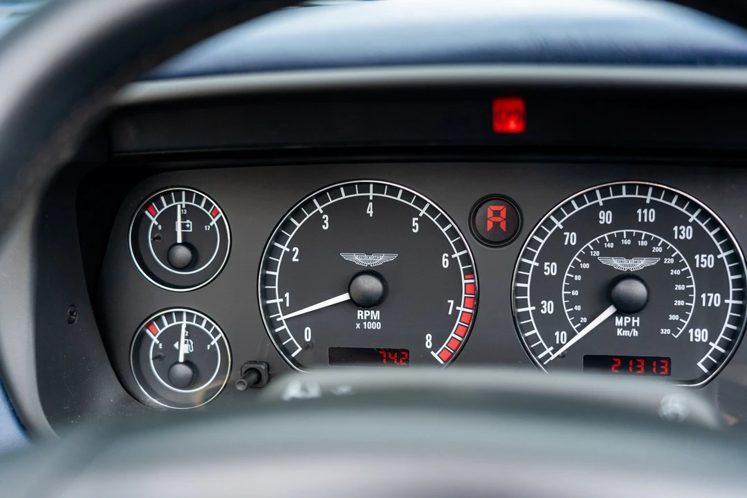 2002 Aston Martin DB7 Vantage - Image 26 of 30