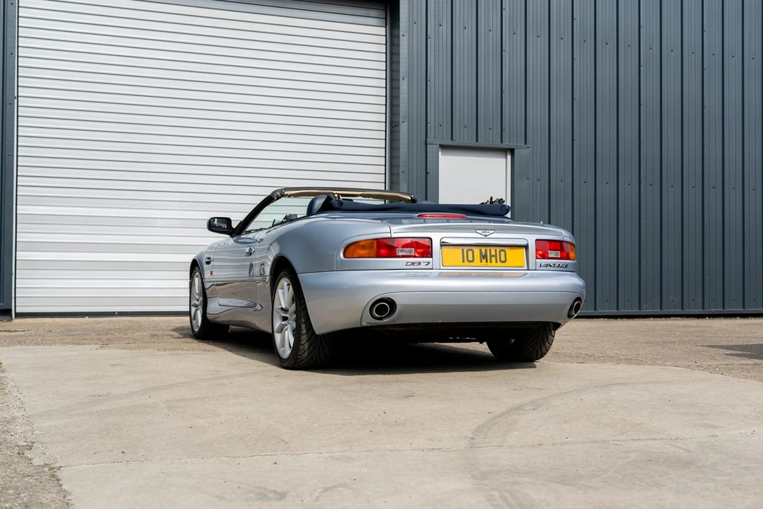 2002 Aston Martin DB7 Vantage - Image 9 of 30