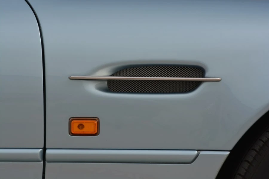 2002 Aston Martin DB7 Vantage - Image 10 of 12