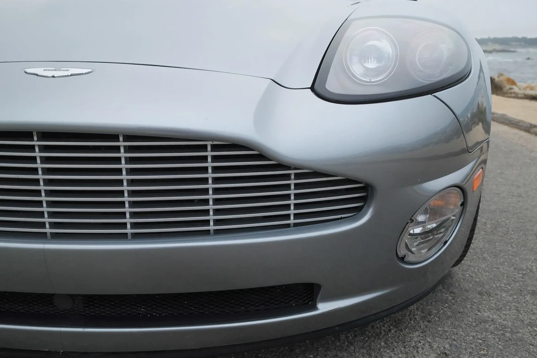 2002 Aston Martin Vanquish 1st Gen - Image 30 of 31