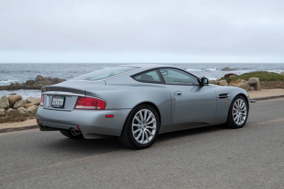2002 Aston Martin Vanquish 1st Gen - Image 21 of 31