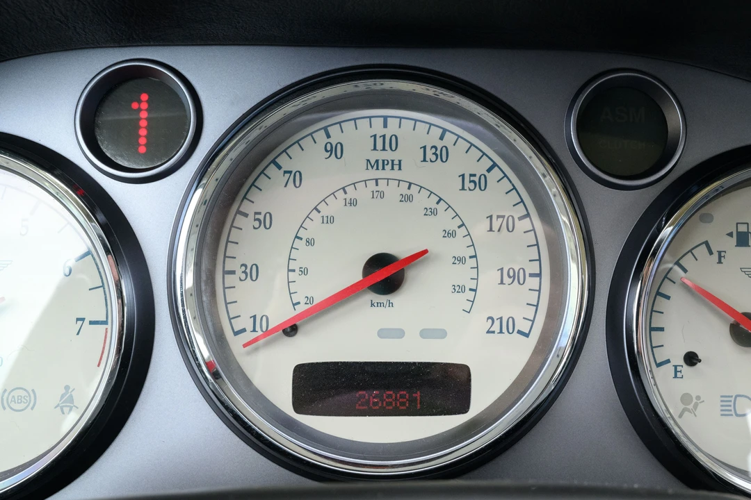2002 Aston Martin Vanquish 1st Gen - Image 12 of 31