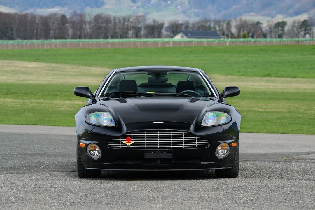 2002 Aston Martin Vanquish 1st Gen - Image 7 of 31