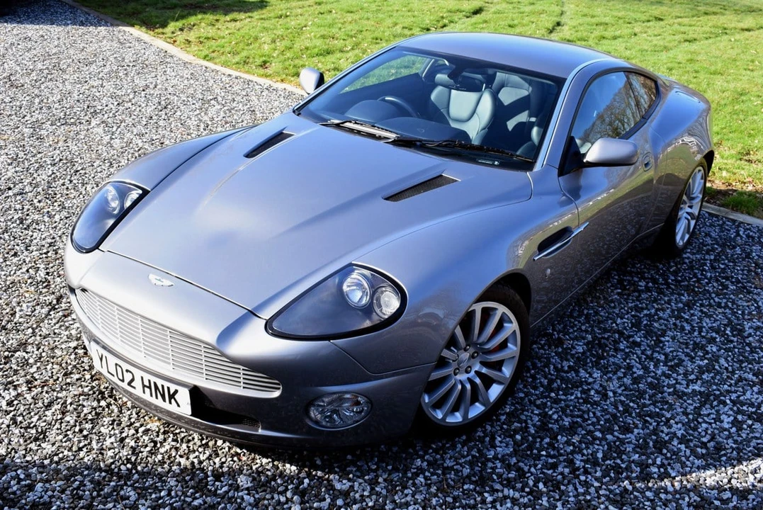 2002 Aston Martin Vanquish 1st Gen - Image 12 of 30