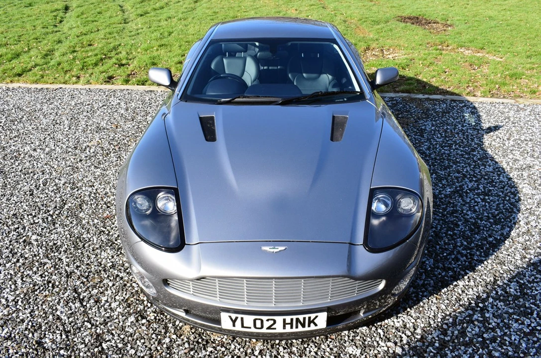 2002 Aston Martin Vanquish 1st Gen - Image 19 of 30