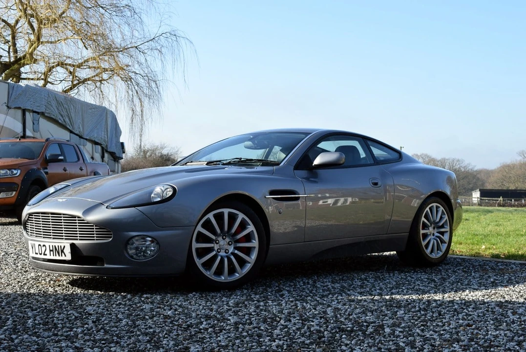 2002 Aston Martin Vanquish 1st Gen - Image 4 of 30