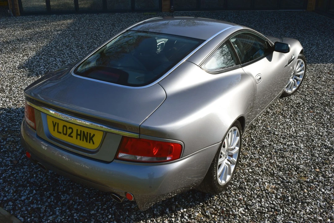2002 Aston Martin Vanquish 1st Gen - Image 15 of 30