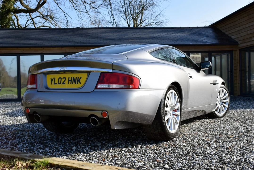 2002 Aston Martin Vanquish 1st Gen - Image 8 of 30