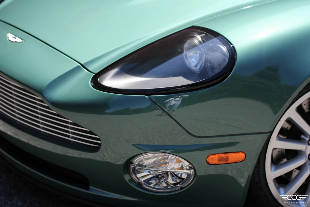 2002 Aston Martin Vanquish 1st Gen - Image 15 of 31