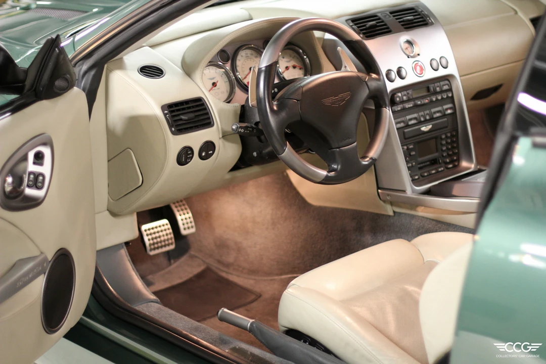 2002 Aston Martin Vanquish 1st Gen - Image 21 of 31