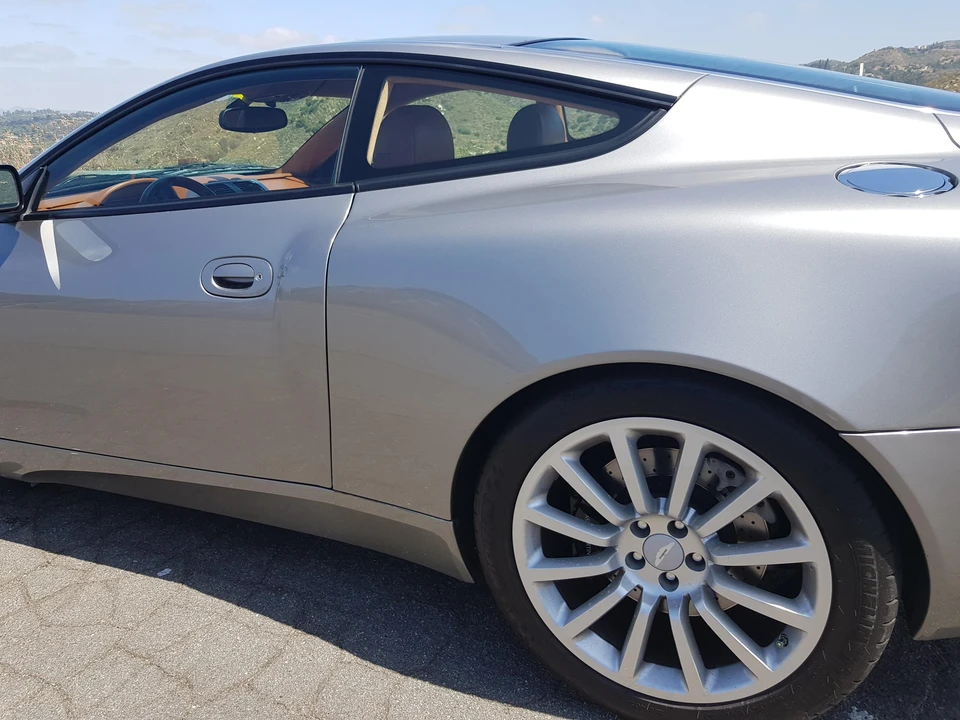 2002 Aston Martin Vanquish 1st Gen - Image 11 of 31