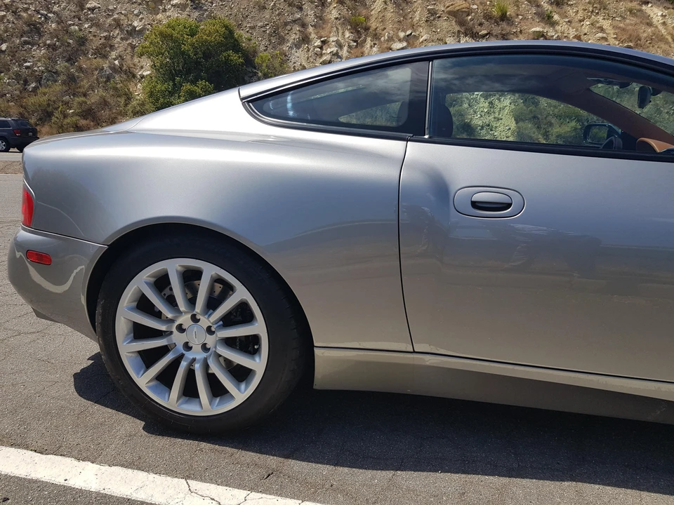 2002 Aston Martin Vanquish 1st Gen - Image 25 of 31