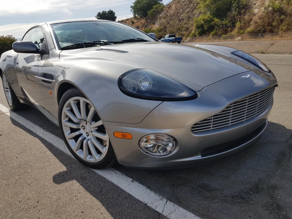 2002 Aston Martin Vanquish 1st Gen - Image 7 of 31