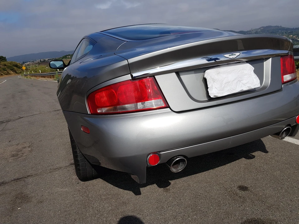 2002 Aston Martin Vanquish 1st Gen - Image 18 of 31