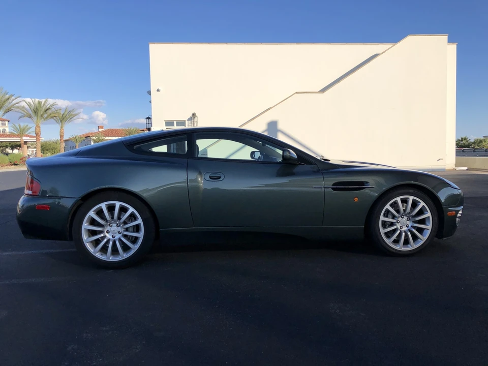 2002 Aston Martin Vanquish 1st Gen - Image 6 of 31