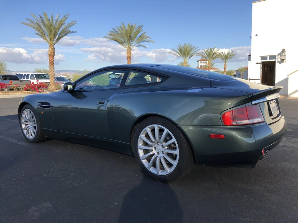 2002 Aston Martin Vanquish 1st Gen - Image 10 of 31