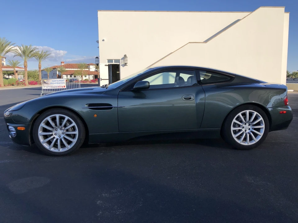 2002 Aston Martin Vanquish 1st Gen - Image 11 of 31