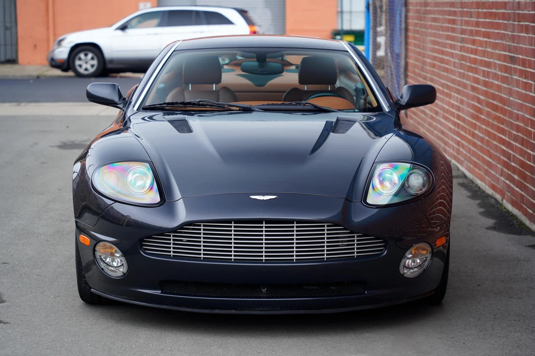 2002 Aston Martin Vanquish 1st Gen - Image 16 of 31