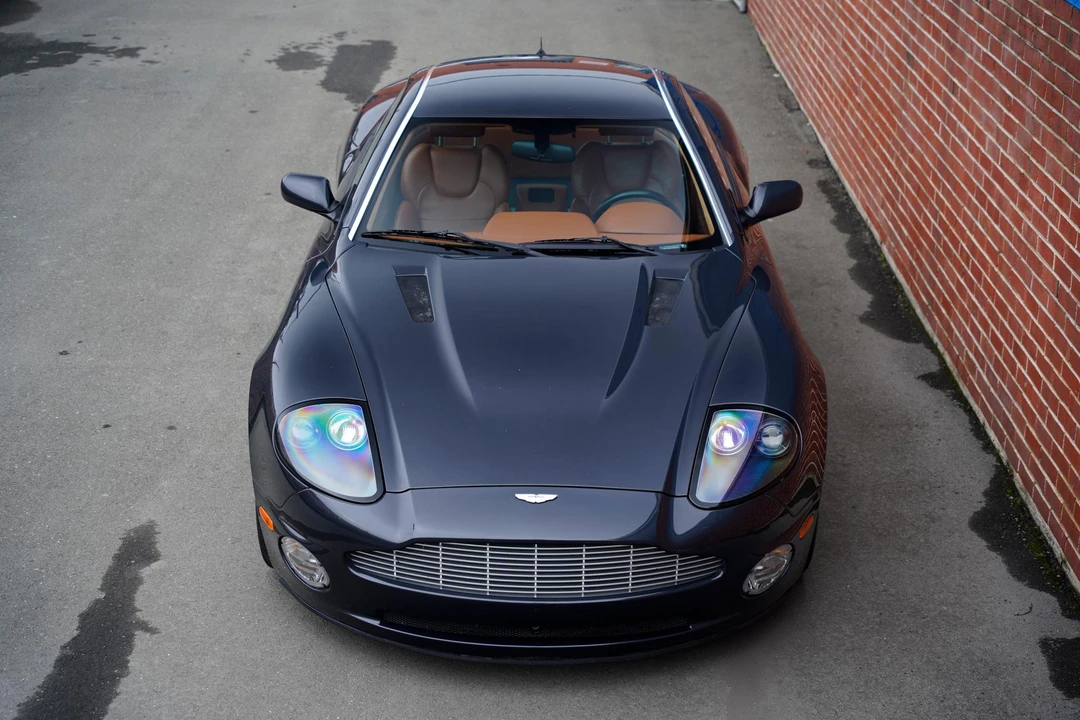 2002 Aston Martin Vanquish 1st Gen - Image 15 of 31