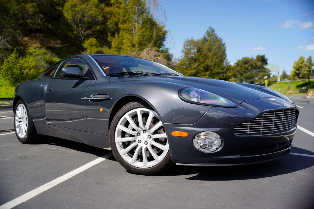 2002 Aston Martin Vanquish 1st Gen - Image 7 of 31