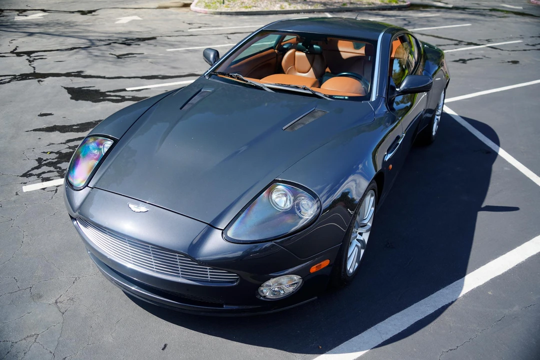 2002 Aston Martin Vanquish 1st Gen - Image 3 of 31
