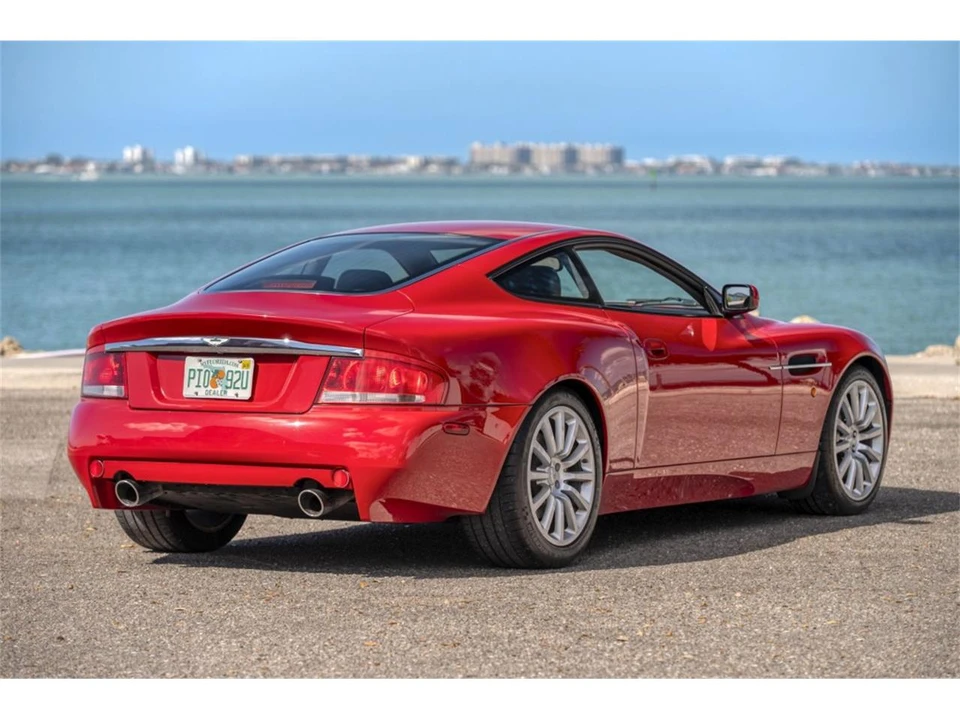 2002 Aston Martin Vanquish 1st Gen - Image 4 of 31