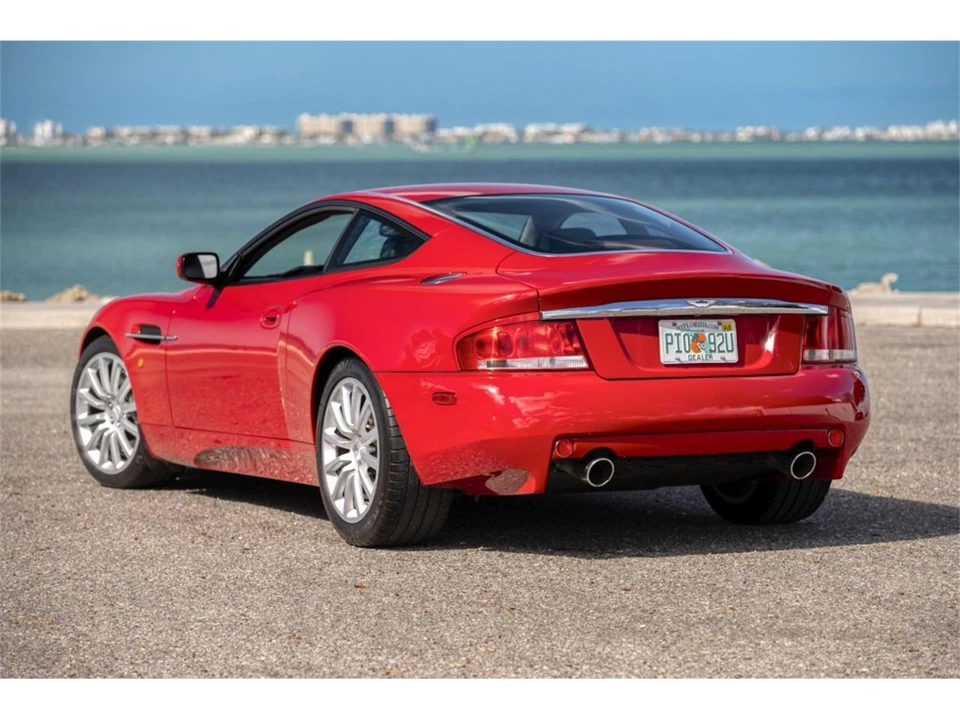 2002 Aston Martin Vanquish 1st Gen - Image 5 of 31
