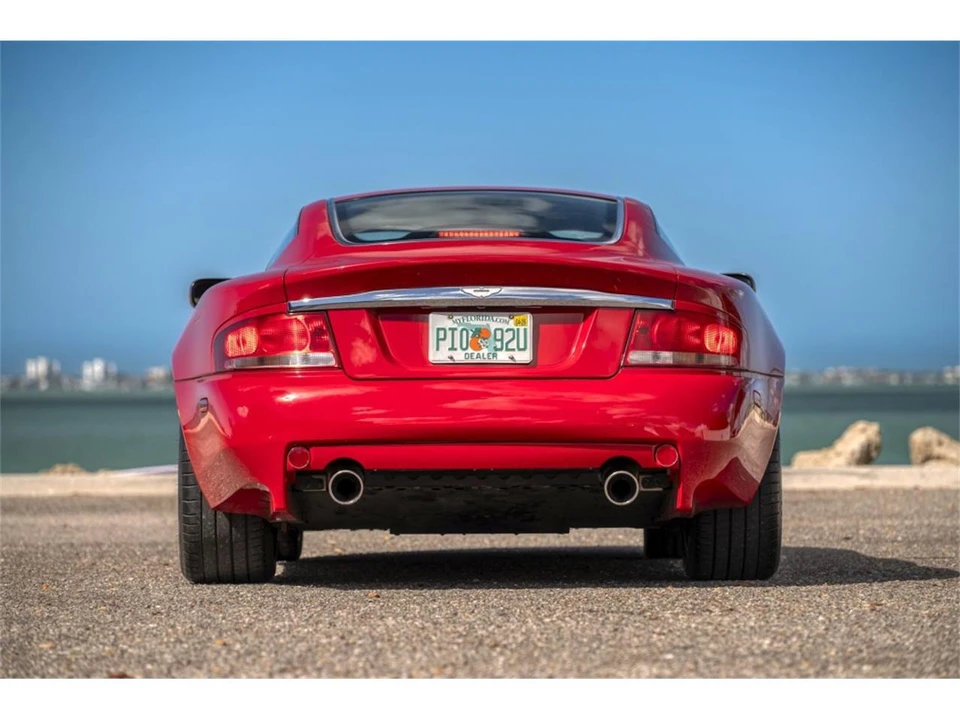 2002 Aston Martin Vanquish 1st Gen - Image 9 of 31