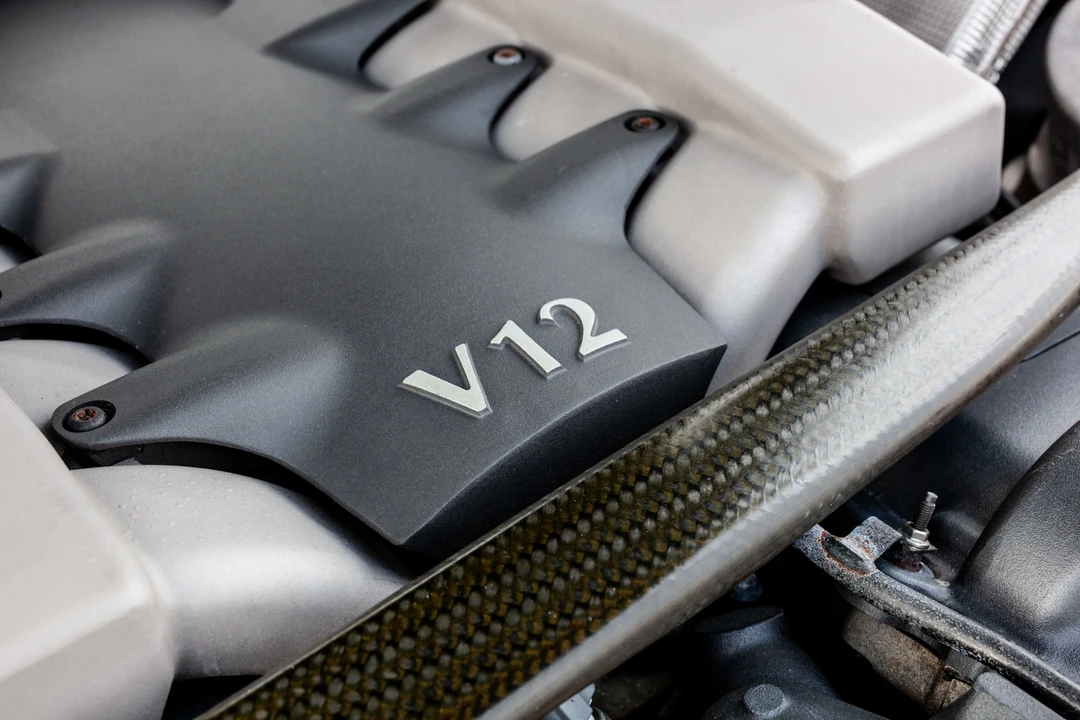 2002 Aston Martin Vanquish 1st Gen - Image 31 of 31