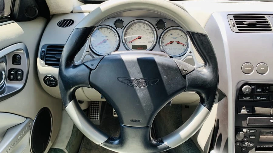 2002 Aston Martin Vanquish 1st Gen - Image 4 of 12