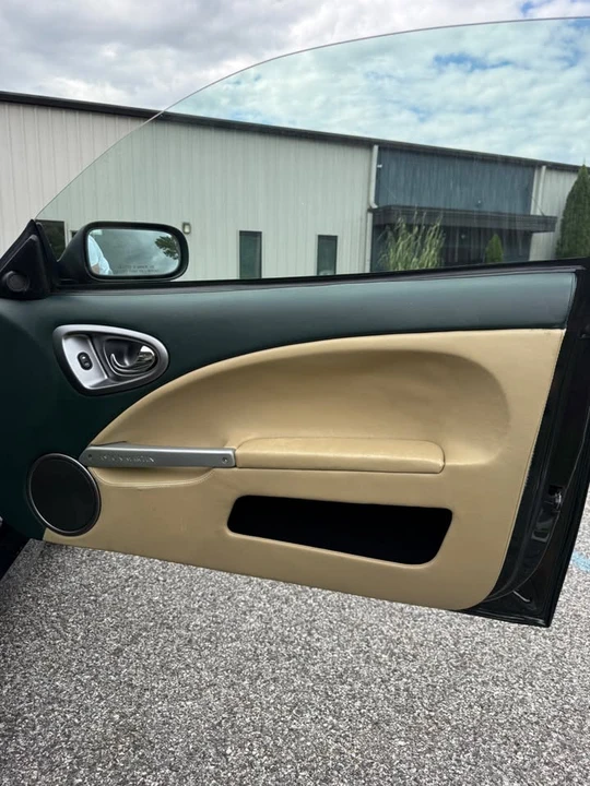 2002 Aston Martin Vanquish 1st Gen - Image 15 of 19