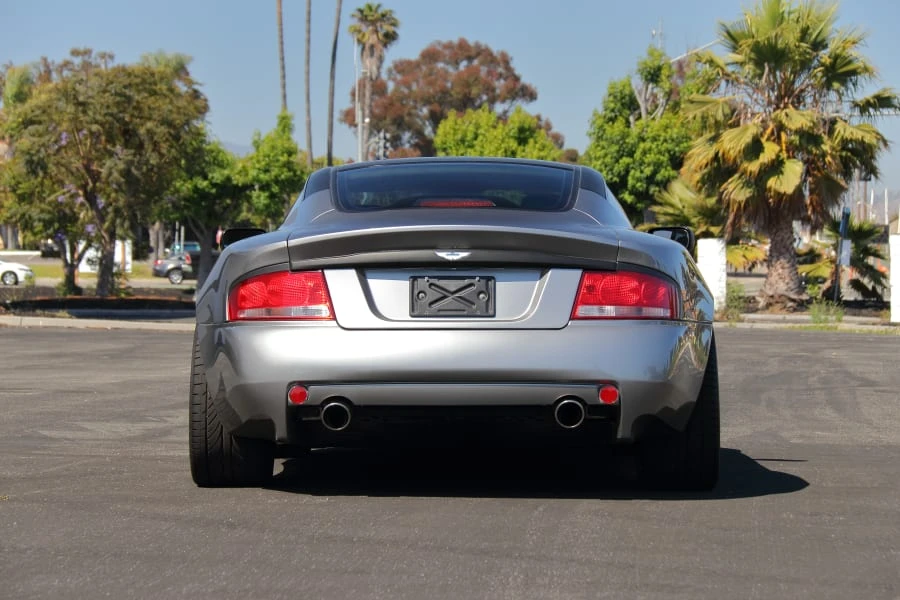 2002 Aston Martin Vanquish 1st Gen - Image 10 of 28